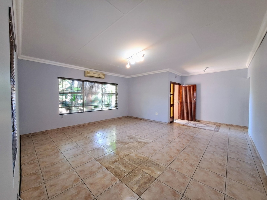 4 Bedroom Property for Sale in Protea Park North West